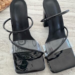 Elegant Black Strappy Women's Heels